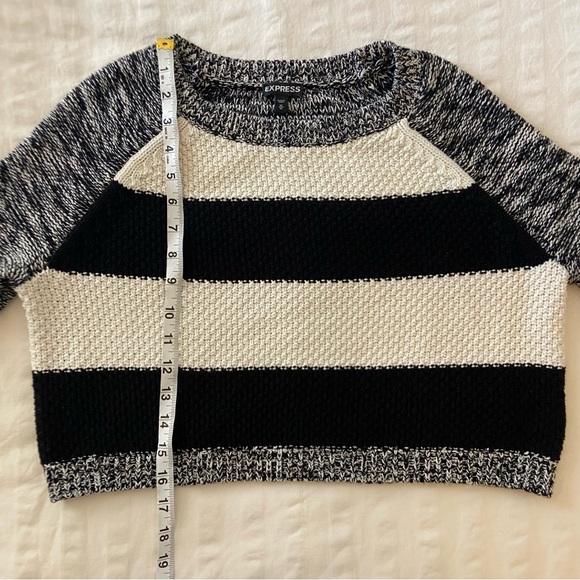 Express Black & White Color-blocked Striped Knit Sweater - Picture 13 of 15